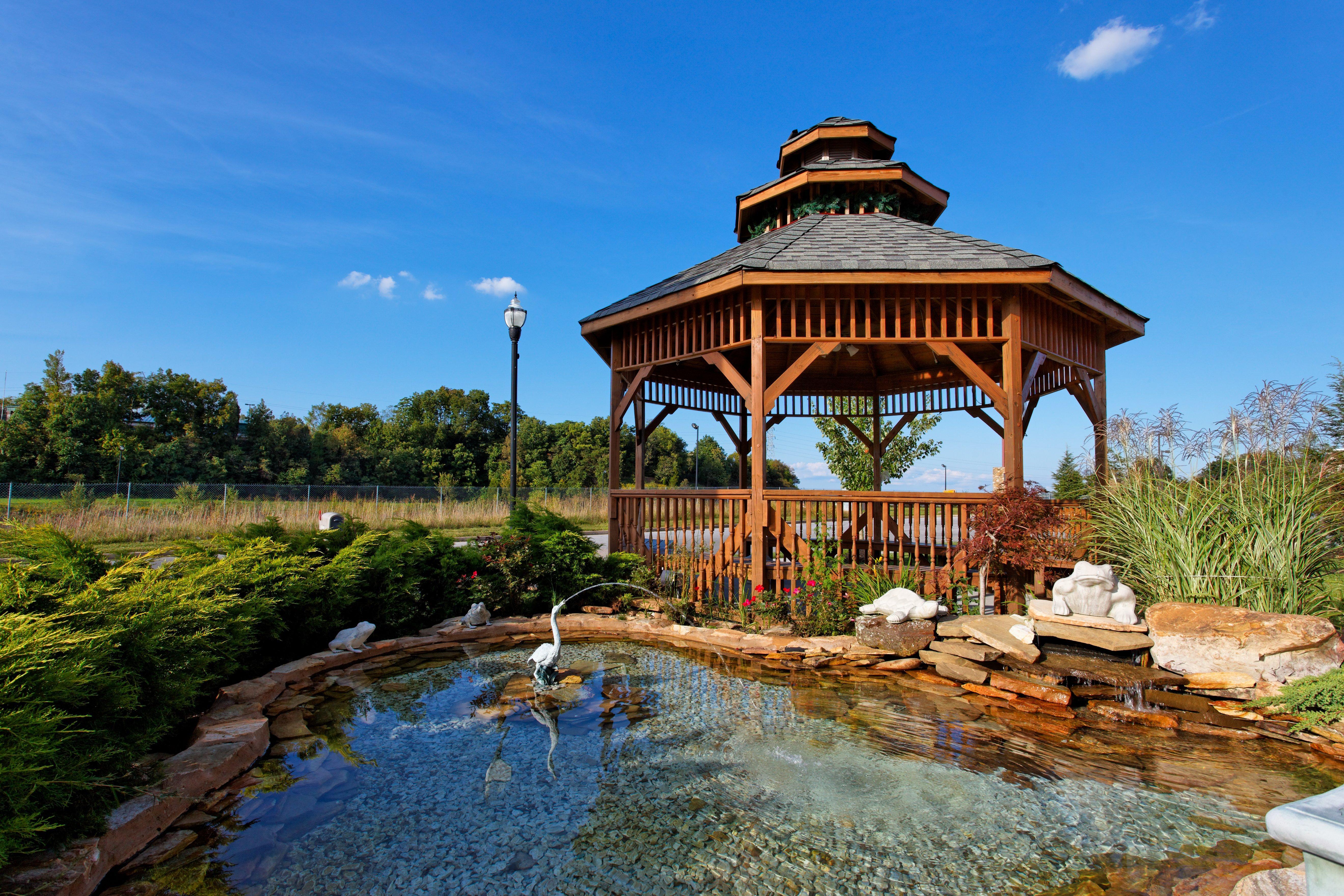 Express & Kingsport-meadowview I-26 By Ihg Hotel Kingsport