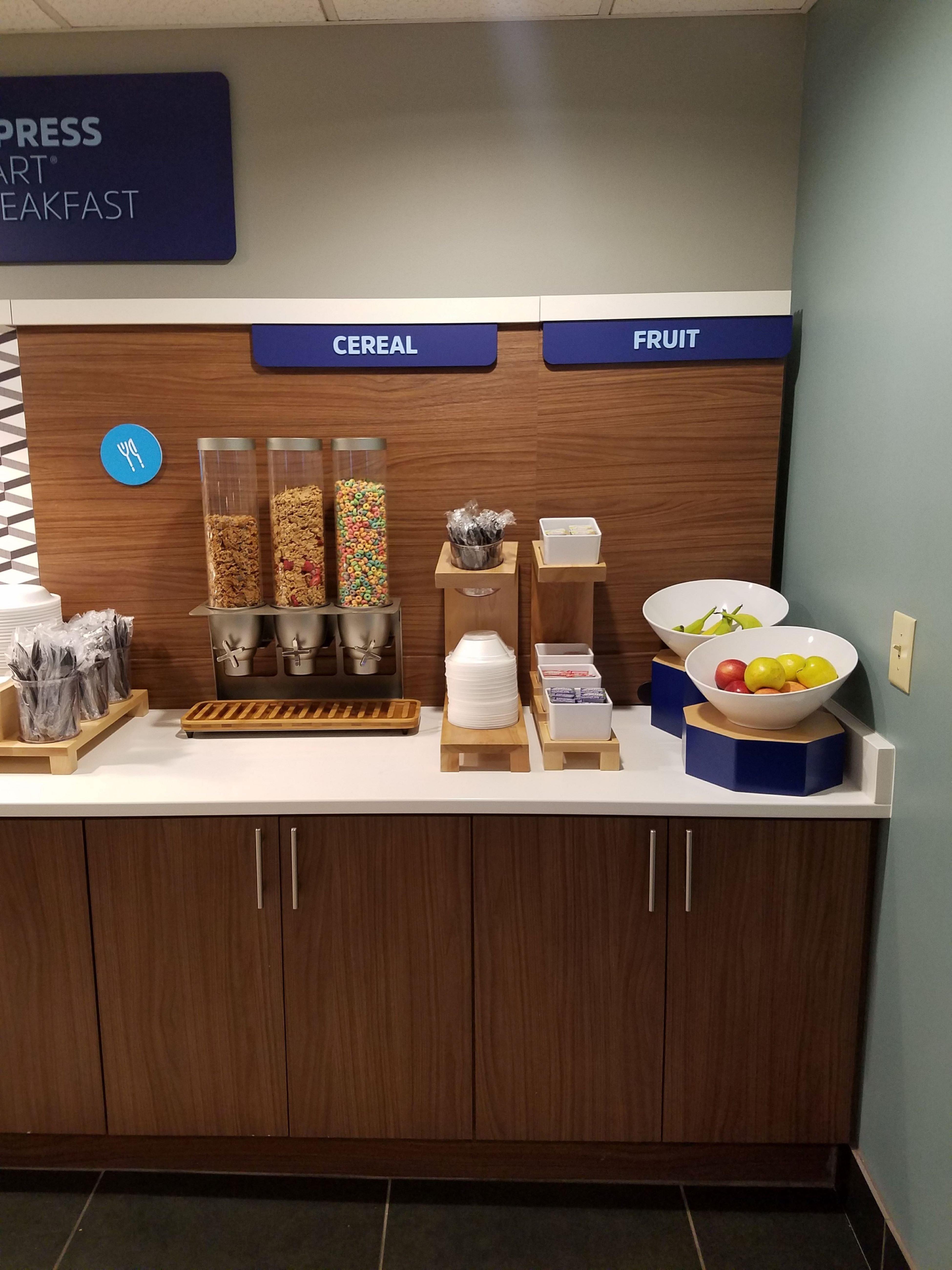 Express & Kingsport-meadowview I-26 By Ihg 3*