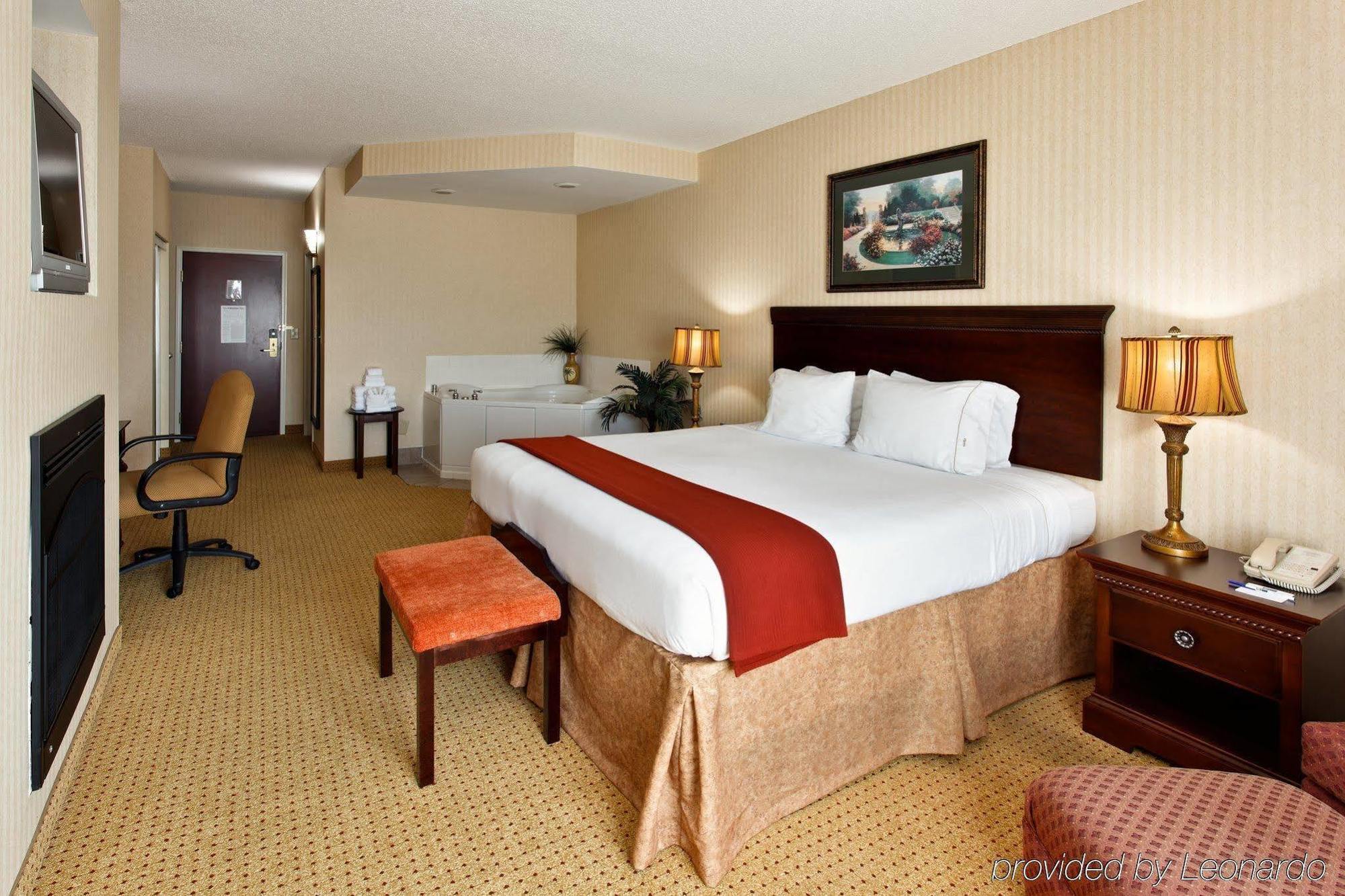 Hotel Express & Kingsport-meadowview I-26 By Ihg